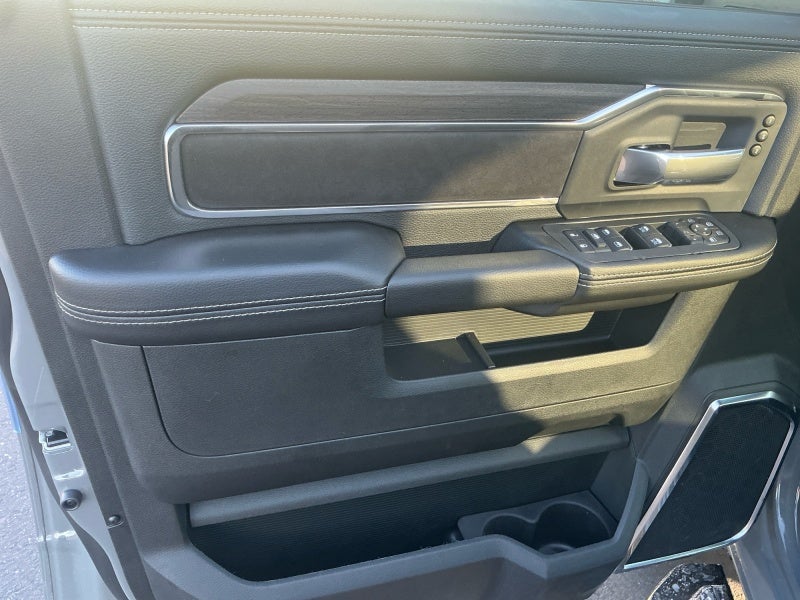 2026 RAM Ram 3500 RAM 3500 LARAMIE CREW CAB 4X4 8' BOX