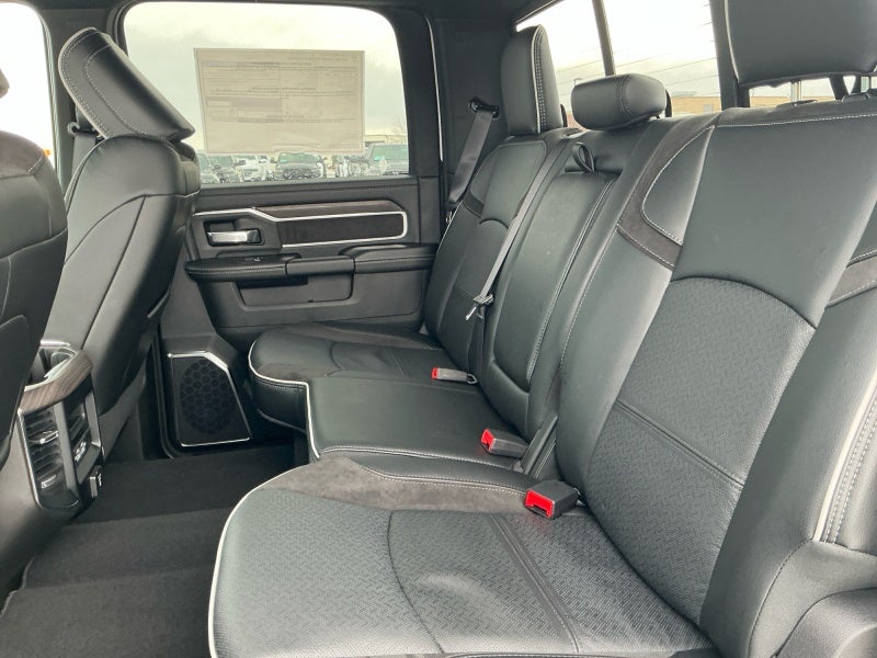 2026 RAM Ram 3500 RAM 3500 LARAMIE CREW CAB 4X4 8' BOX