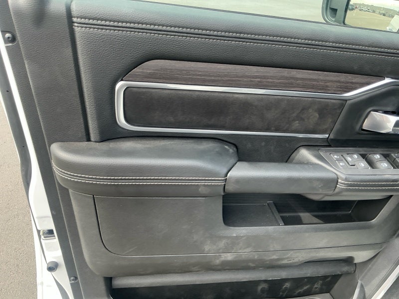 2026 RAM Ram 3500 RAM 3500 LARAMIE CREW CAB 4X4 8' BOX