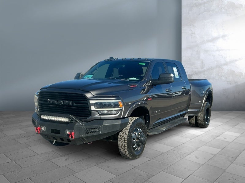 2020 RAM 3500 Laramie Mega Cab 4x4 6'4' Box