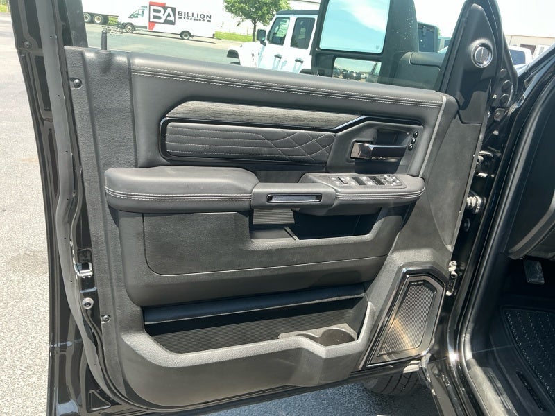 2026 RAM Ram 3500 RAM 3500 LIMITED CREW CAB 4X4 8' BOX
