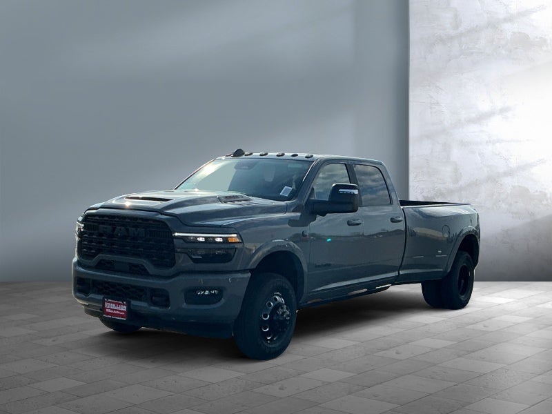 2026 RAM 3500 RAM 3500 LIMITED CREW CAB 4X4 8' BOX