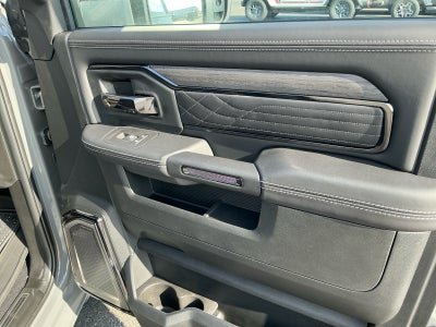 2026 RAM 3500 RAM 3500 LIMITED CREW CAB 4X4 8' BOX