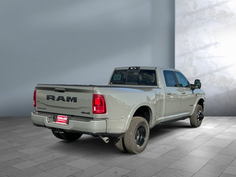 2026 RAM 3500 RAM 3500 LIMITED CREW CAB 4X4 8' BOX