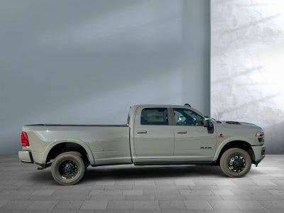 2026 RAM 3500 RAM 3500 LIMITED CREW CAB 4X4 8' BOX