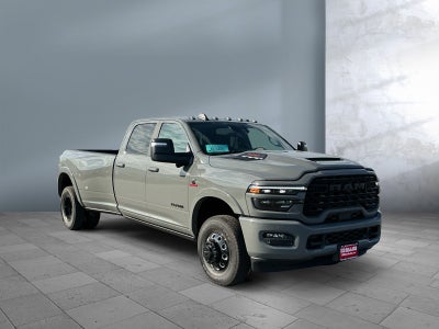2026 RAM 3500 RAM 3500 LIMITED CREW CAB 4X4 8' BOX
