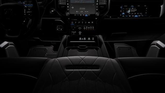 2026 RAM 3500 RAM 3500 LIMITED CREW CAB 4X4 8' BOX