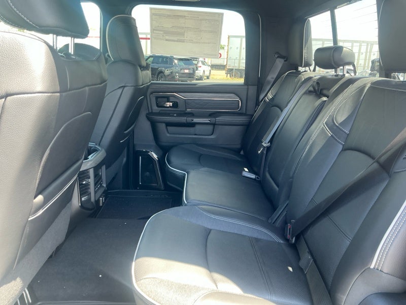2026 RAM Ram 3500 RAM 3500 LIMITED CREW CAB 4X4 8' BOX