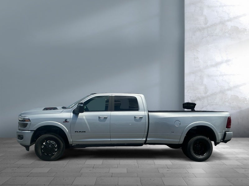 2026 RAM Ram 3500 RAM 3500 LIMITED CREW CAB 4X4 8' BOX