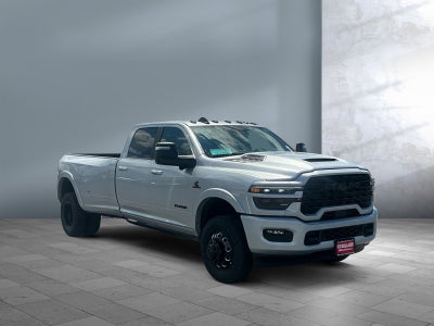 2026 RAM Ram 3500 RAM 3500 LIMITED CREW CAB 4X4 8' BOX