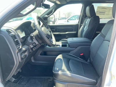 2026 RAM Ram 3500 RAM 3500 LIMITED CREW CAB 4X4 8' BOX