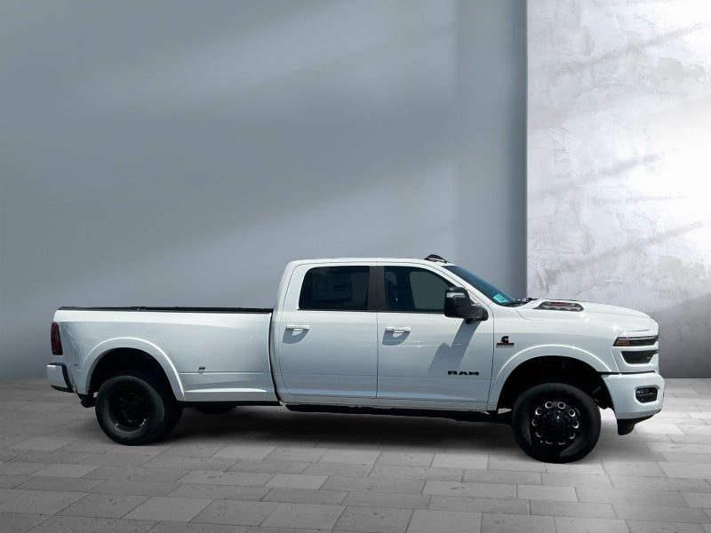 2026 RAM Ram 3500 RAM 3500 LIMITED CREW CAB 4X4 8' BOX