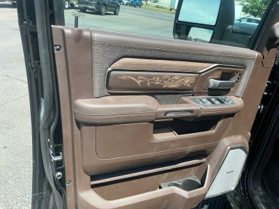 2026 RAM Ram 3500 RAM 3500 LIMITED LONGHORN CREW CAB 4X4 8' BOX