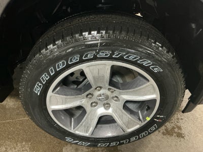 2025 RAM 1500 Tradesman Crew Cab 4x4 5'7' Box