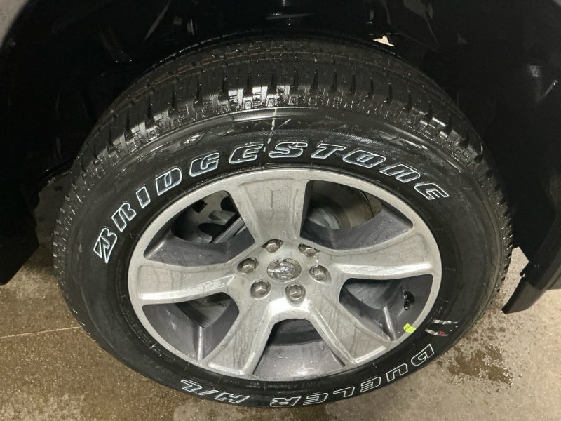 2025 RAM 1500 Tradesman Crew Cab 4x4 5'7' Box