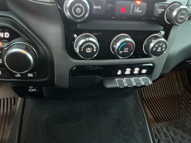 2026 RAM Ram 1500 RAM 1500 WARLOCK CREW CAB 4X4 5'7' BOX