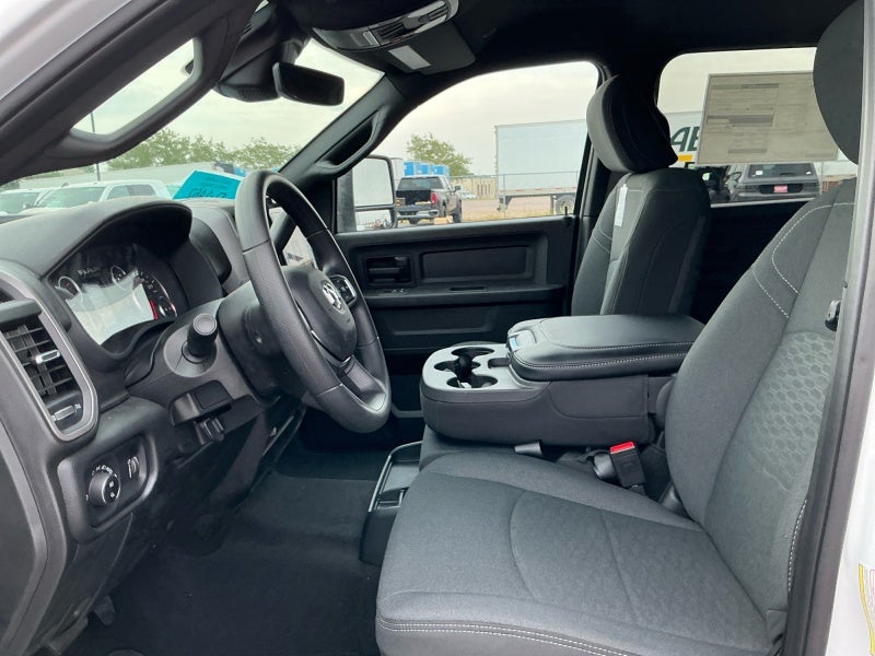 2026 RAM 2500 RAM 2500 TRADESMAN CREW CAB 4X4 6'4' BOX