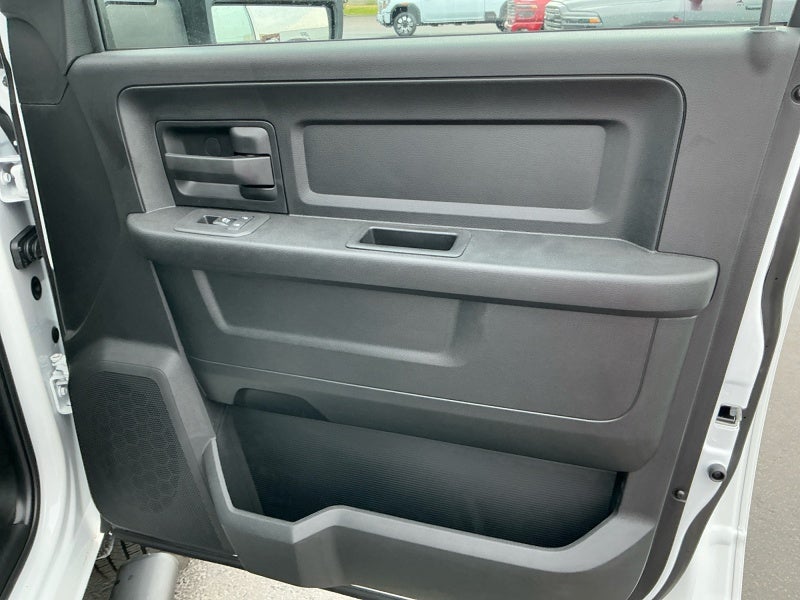 2026 RAM 2500 RAM 2500 TRADESMAN CREW CAB 4X4 6'4' BOX