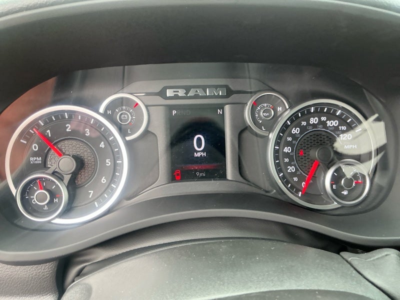 2026 RAM 2500 RAM 2500 TRADESMAN CREW CAB 4X4 6'4' BOX