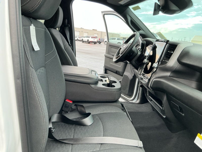 2027 RAM Ram 2500 RAM 2500 TRADESMAN CREW CAB 4X4 6'4' BOX