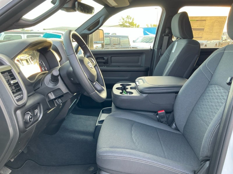 2026 RAM 2500 RAM 2500 TRADESMAN CREW CAB 4X4 6'4' BOX