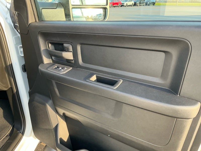 2026 RAM 2500 RAM 2500 TRADESMAN CREW CAB 4X4 6'4' BOX