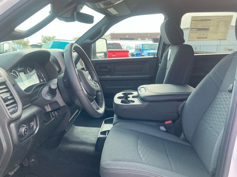 2026 RAM 2500 RAM 2500 TRADESMAN CREW CAB 4X4 6'4' BOX