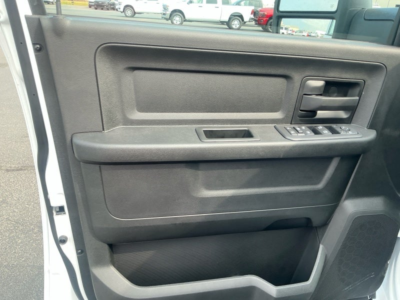 2026 RAM 2500 RAM 2500 TRADESMAN CREW CAB 4X4 6'4' BOX