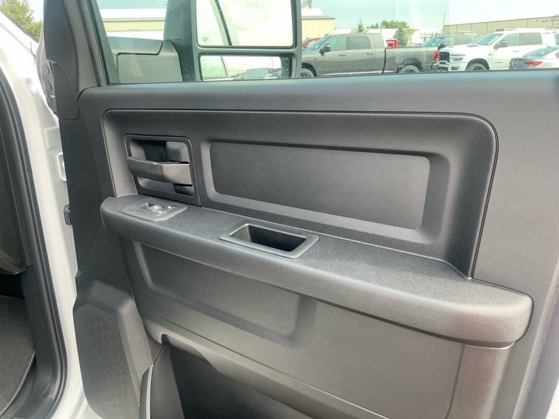 2026 RAM 2500 RAM 2500 TRADESMAN CREW CAB 4X4 6'4' BOX