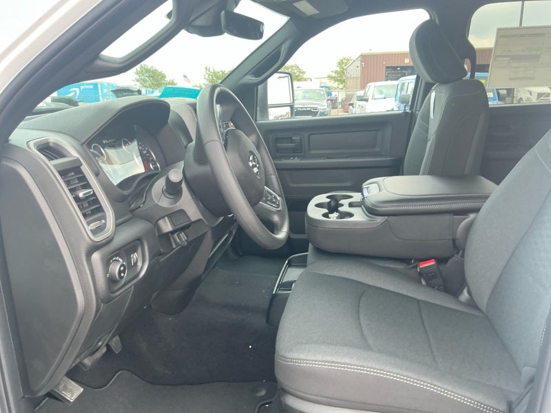 2026 RAM 2500 RAM 2500 TRADESMAN CREW CAB 4X4 6'4' BOX