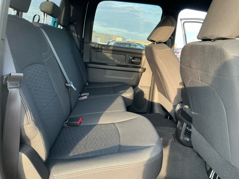 2026 RAM 2500 RAM 2500 TRADESMAN CREW CAB 4X4 6'4' BOX