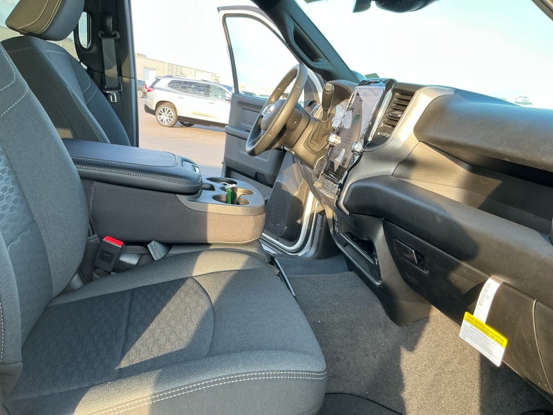 2026 RAM 2500 RAM 2500 TRADESMAN CREW CAB 4X4 6'4' BOX