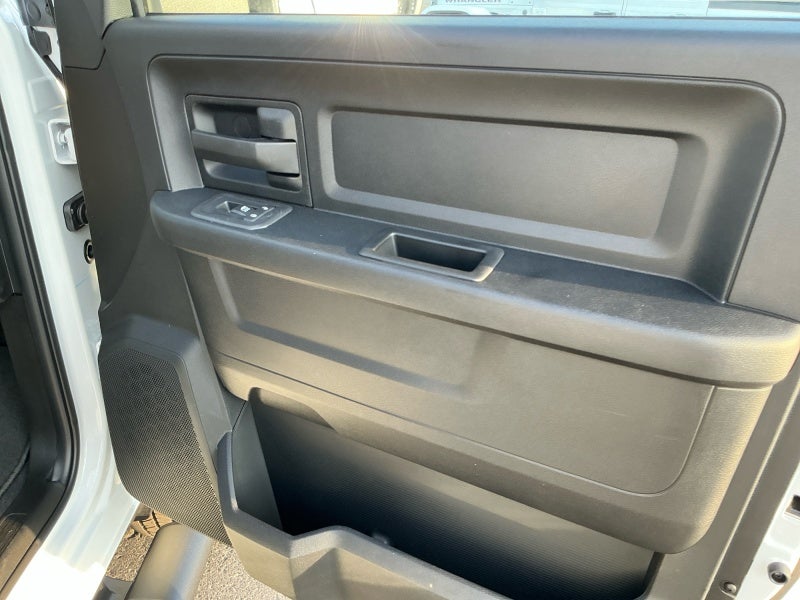2026 RAM 2500 RAM 2500 TRADESMAN CREW CAB 4X4 6'4' BOX