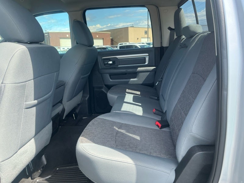 2017 RAM 2500 Big Horn Crew Cab 4x4 6'4' Box