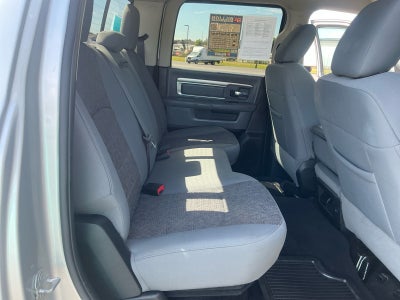 2017 RAM 2500 Big Horn Crew Cab 4x4 6'4' Box