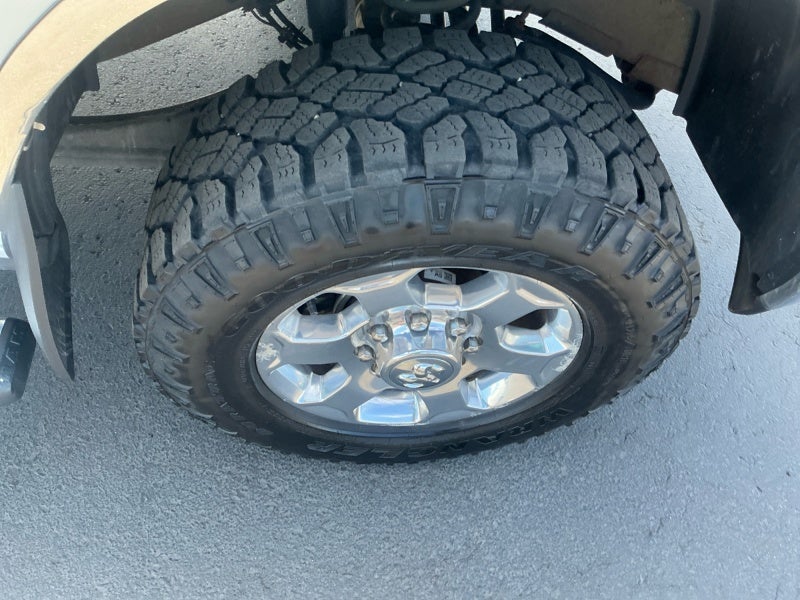 2017 RAM 2500 Big Horn Crew Cab 4x4 6'4' Box