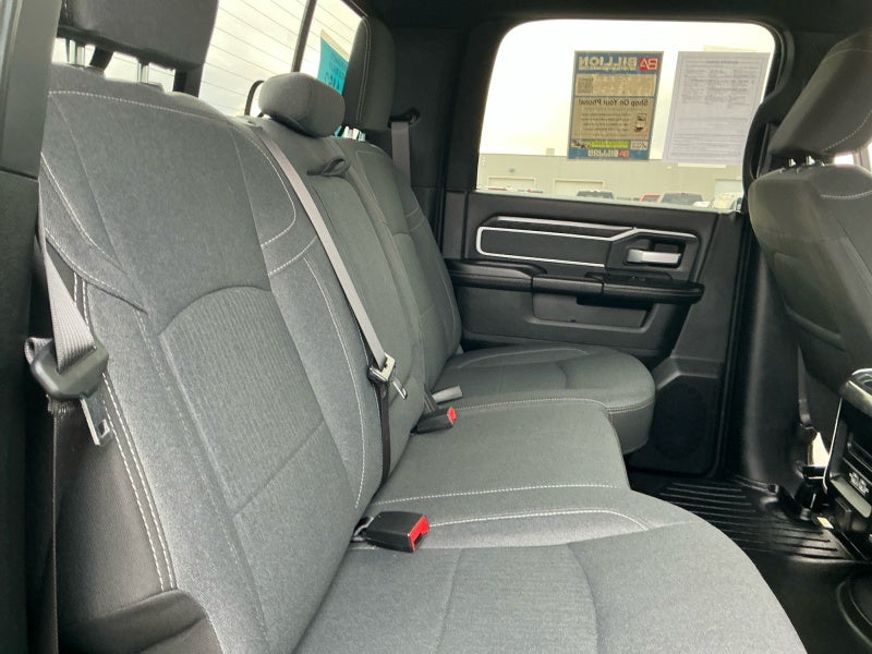 2022 RAM 2500 Big Horn Crew Cab 4x4 6'4' Box