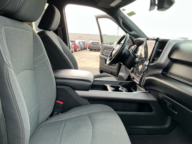 2022 RAM 2500 Big Horn Crew Cab 4x4 6'4' Box