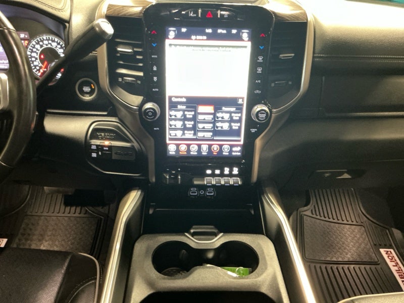 2021 RAM 2500 Laramie Crew Cab 4x4 6'4' Box