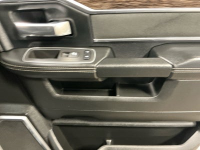 2021 RAM 2500 Laramie Crew Cab 4x4 6'4' Box