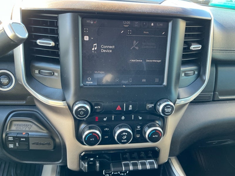 2022 RAM 2500 Laramie Crew Cab 4x4 6'4' Box