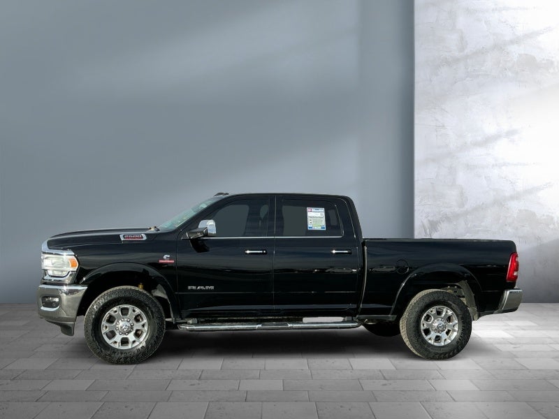 2022 RAM 2500 Laramie Crew Cab 4x4 6'4' Box