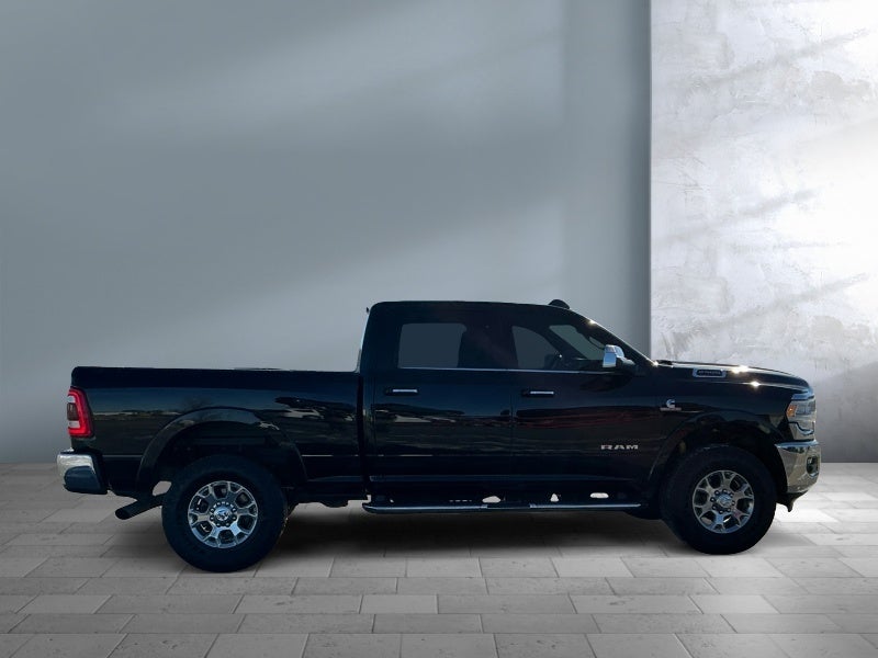 2022 RAM 2500 Laramie Crew Cab 4x4 6'4' Box