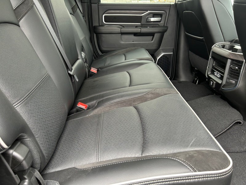 2025 RAM Ram 2500 RAM 2500 LARAMIE MEGA CAB 4X4 6'4' BOX