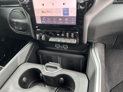 2025 RAM Ram 2500 RAM 2500 LARAMIE MEGA CAB 4X4 6'4' BOX