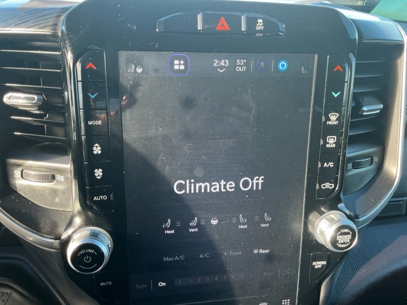 2024 RAM 2500 Laramie Crew Cab 4x4 6'4' Box