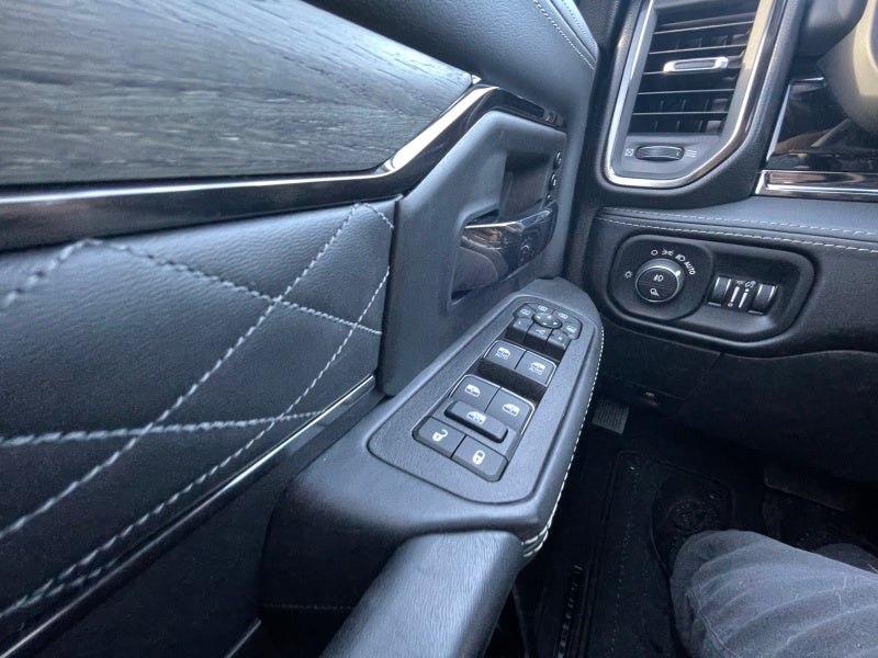 2025 RAM 2500 Limited Crew Cab 4x4 6'4' Box