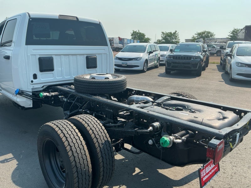 2026 RAM Ram 5500 Chassis Cab RAM 5500 TRADESMAN CHASSIS CREW CAB 4X4 60' CA
