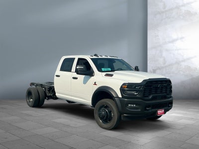 2026 RAM Ram 5500 Chassis Cab RAM 5500 TRADESMAN CHASSIS CREW CAB 4X4 60' CA