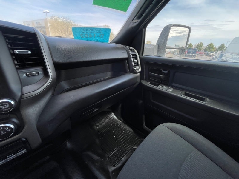 2023 RAM 5500 Chassis Tradesman/SLT/Laramie/Limited